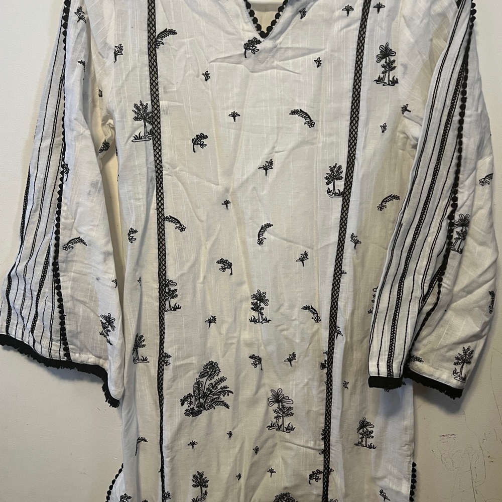 New white embroidered cotton shirt dress Girls size 11-12